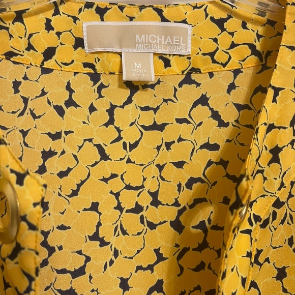 Michael Kors Sleeveless Yellow Top⭐️ - Picture 3 of 5